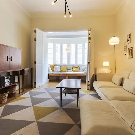 Stylish Flat In Principe Real By Guestready Lisboa