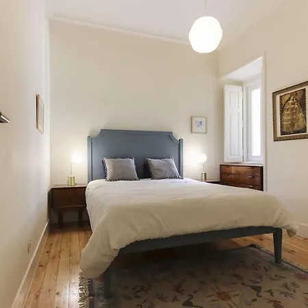 Stylish Flat In Principe Real By Guestready Lisboa